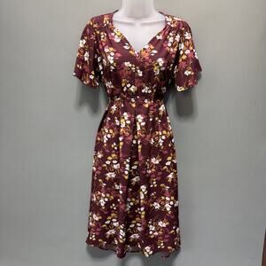 Women's Isabel Maternity Dress Short Sleeve M Burgundy Floral NWT